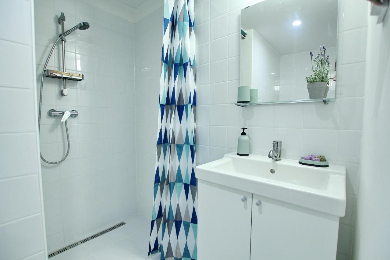 Lovely&Modern Downtown Apartment With Free Parking Budapest Exteriör bild