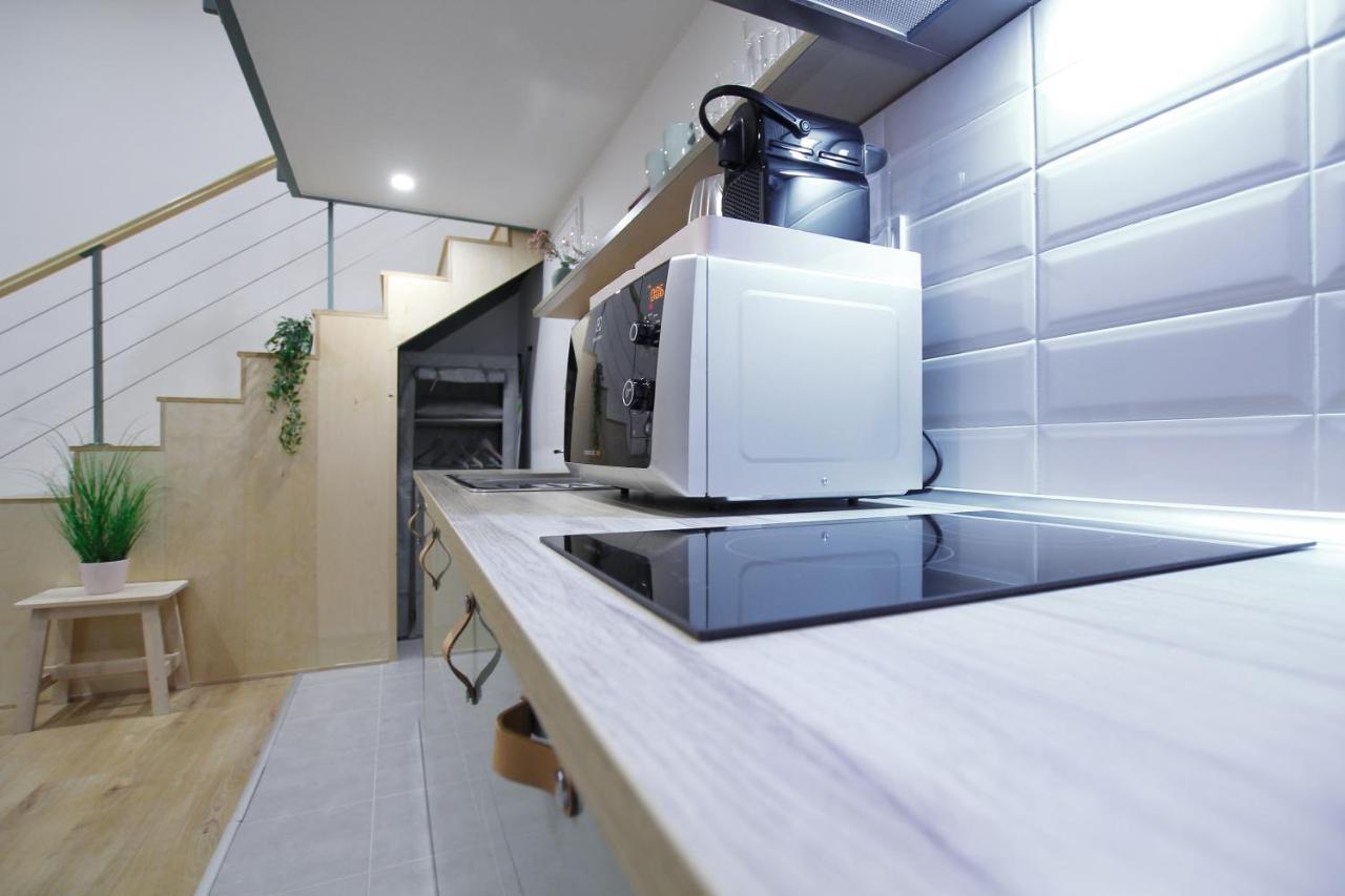 Lovely&Modern Downtown Apartment With Free Parking Budapest Exteriör bild